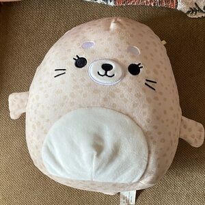 Squishmallows Tan and White Seal Stuffed Animal